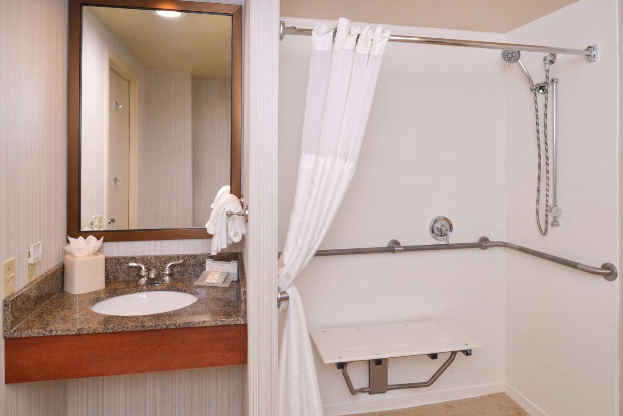Hilton Garden Inn White Marsh Exterior photo