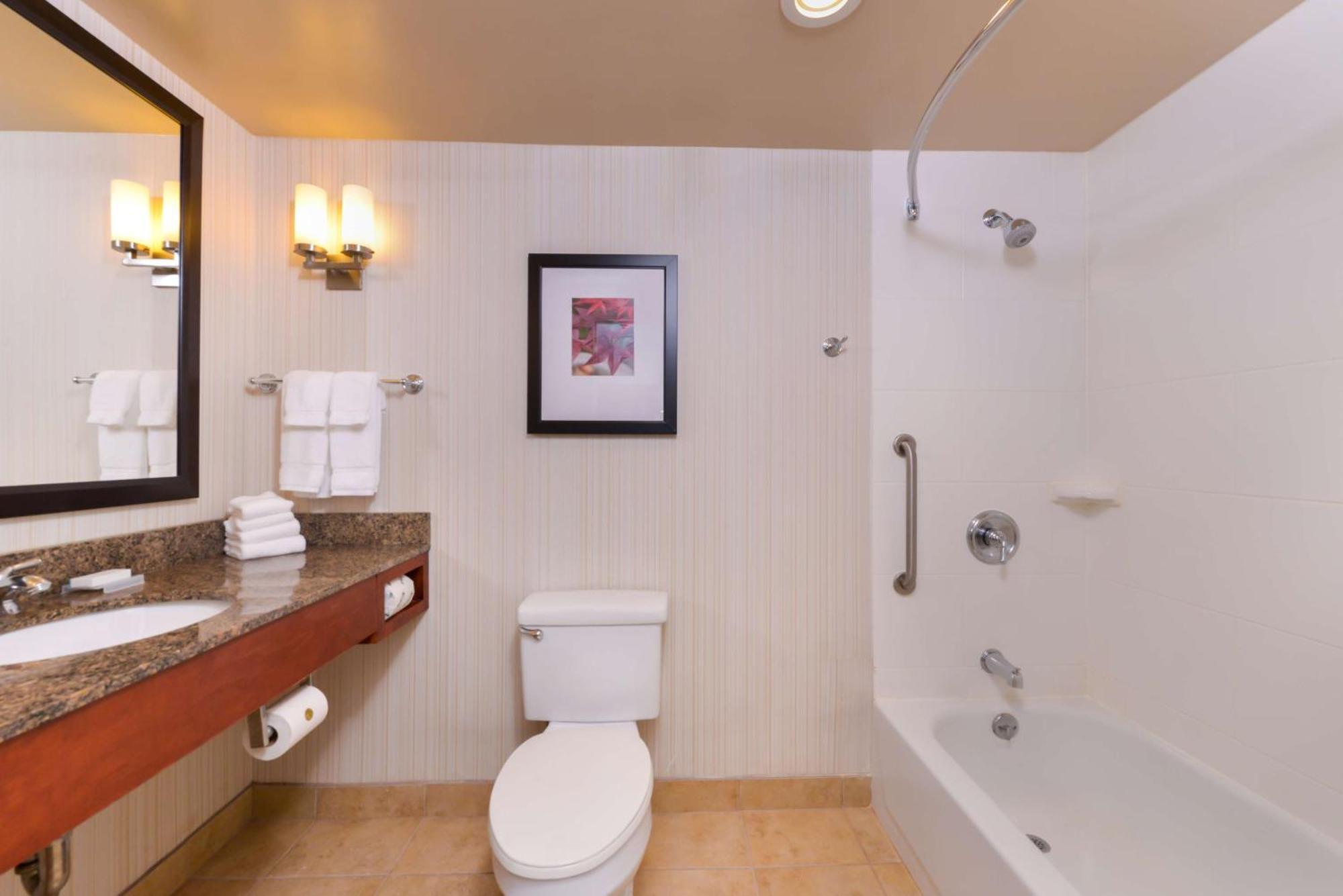 Hilton Garden Inn White Marsh Exterior photo