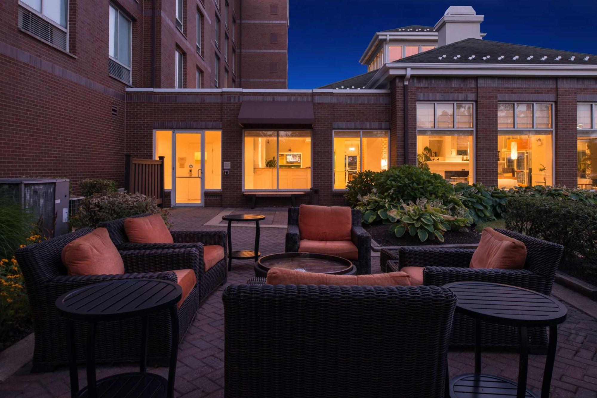 Hilton Garden Inn White Marsh Exterior photo