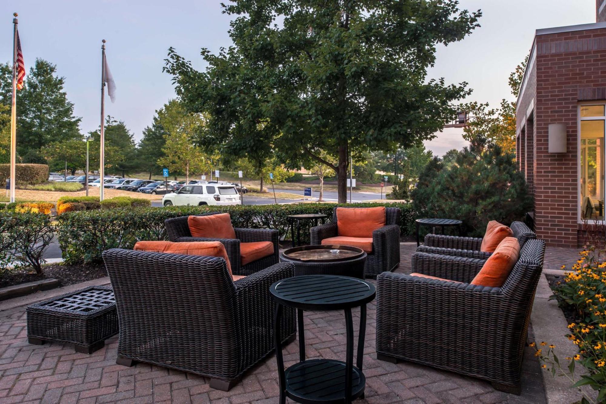 Hilton Garden Inn White Marsh Exterior photo